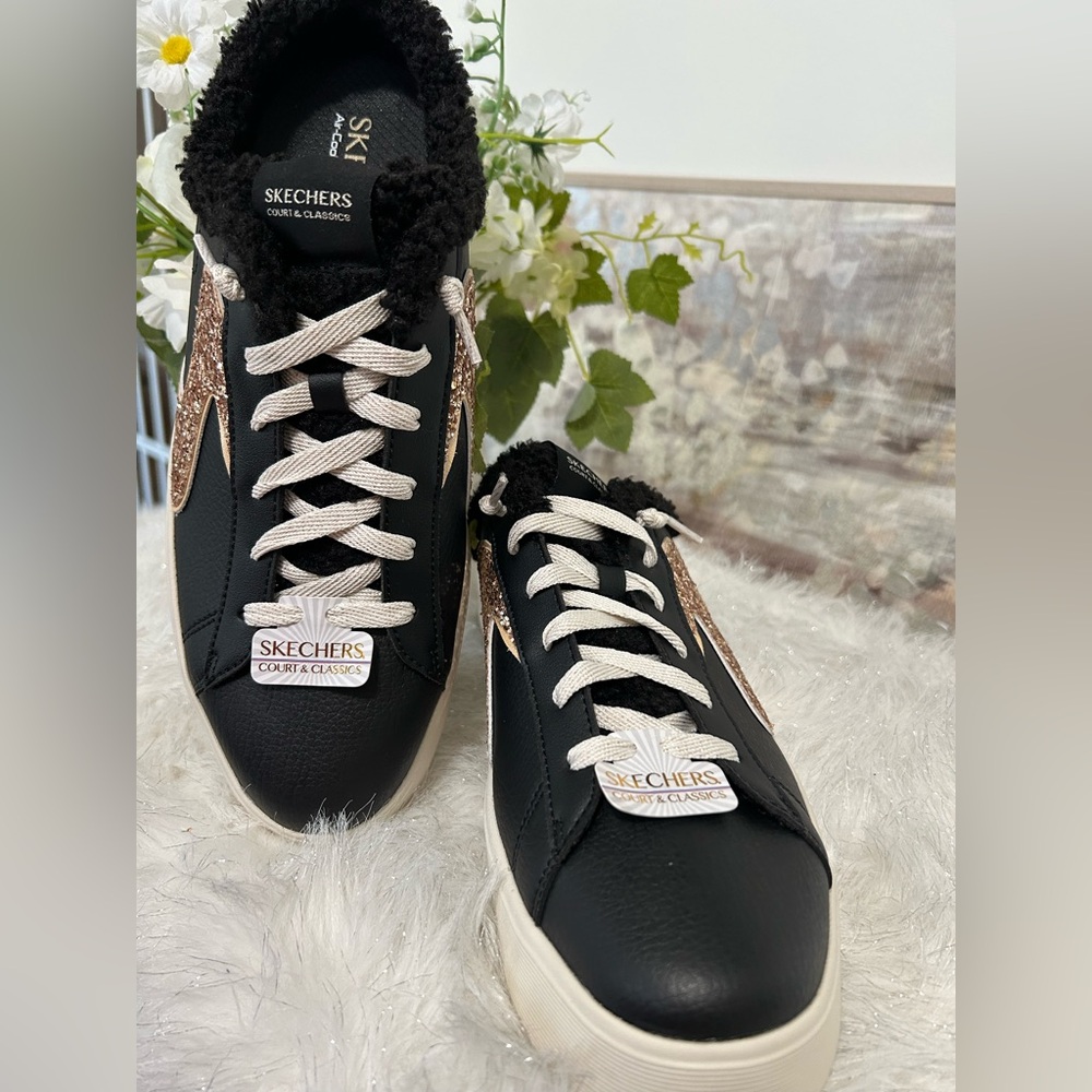 Skechers Women's Black and Gold Glitter Sneakers